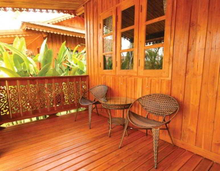 Yuwadee Resort Chalong Exterior photo
