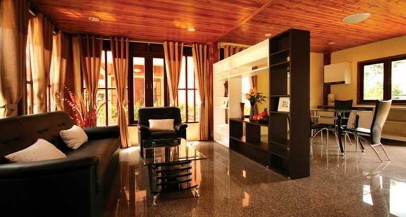 Yuwadee Resort Chalong Exterior photo